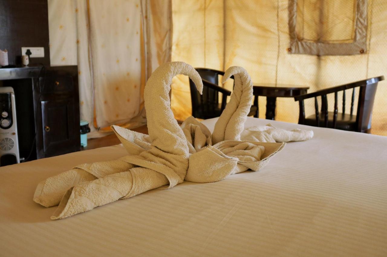 Desert Springs Resort Jaisalmer Bagian luar foto