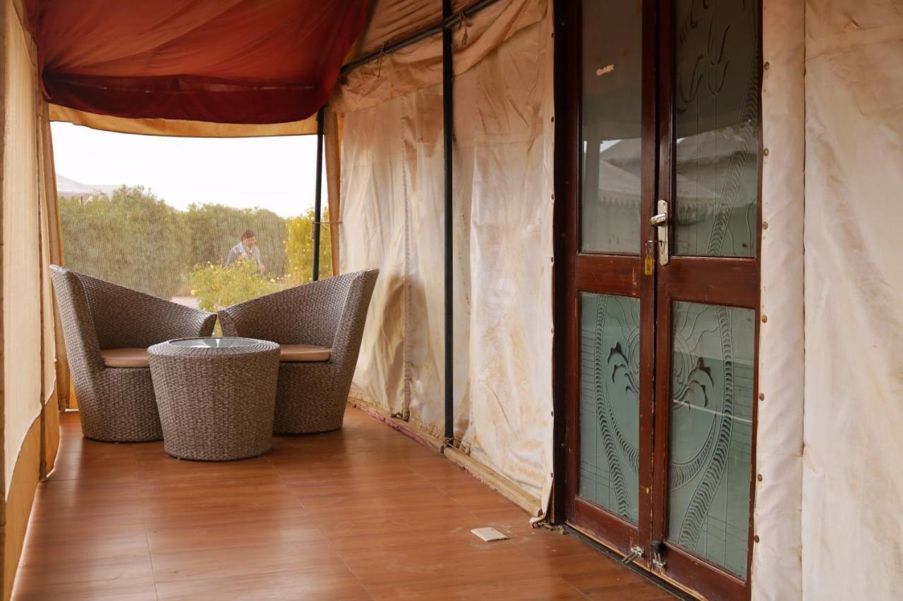 Desert Springs Resort Jaisalmer Bagian luar foto