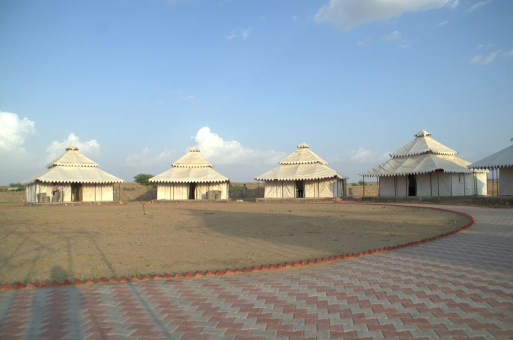 Desert Springs Resort Jaisalmer Bagian luar foto